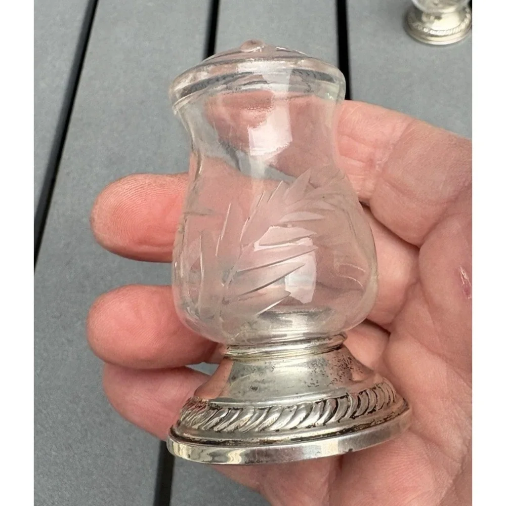 Vintage salt shakers Quaker Silver Co weighted sterling hurricane etched glass